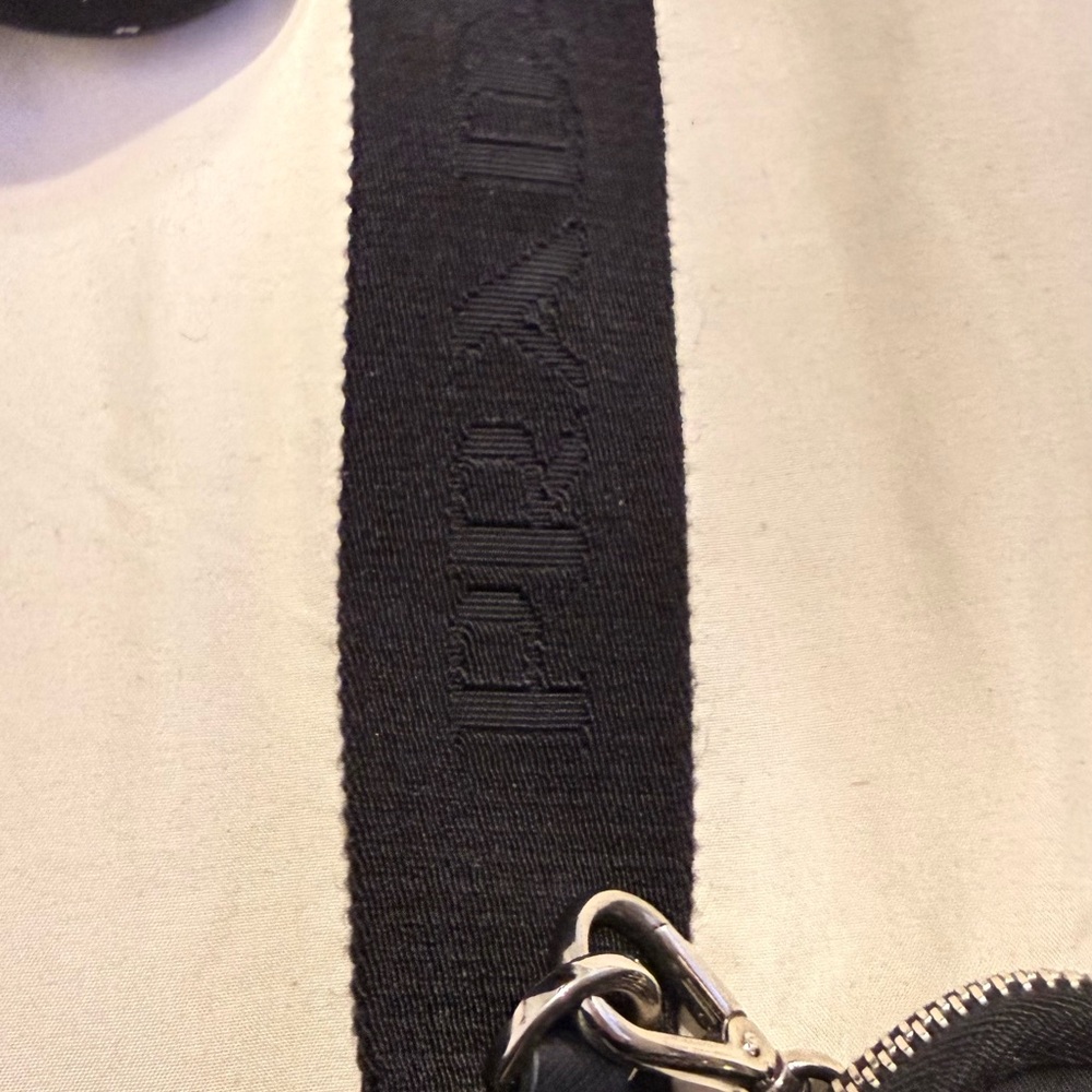 Prada Re-Edition 2005 Black Nylon Shoulder Bag w/ Chain & Mini Pouch - Picture 4 of 9